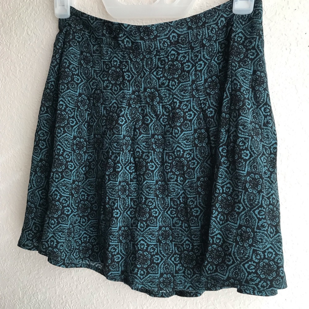 Forever 21 Blue and Black Printed Skirt